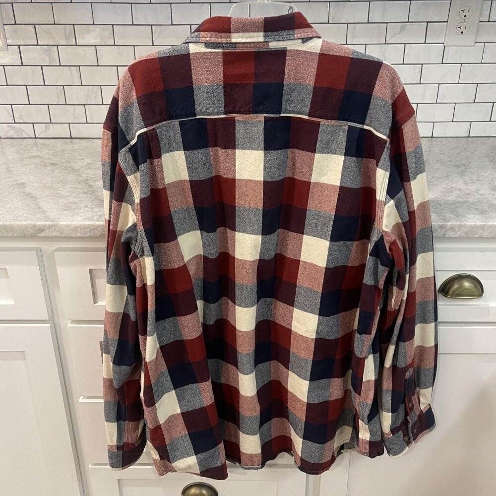 Carhartt Shirt Mens 2XL Red Plaid Flannel Original Fit Button Up Workwear 103348 - Picture 5 of 8